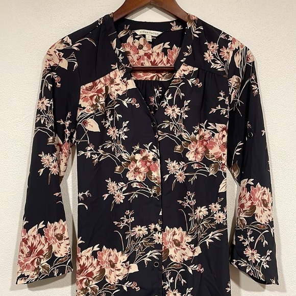 41 Hawthorn Cristen Floral Dress - Picture 3 of 8